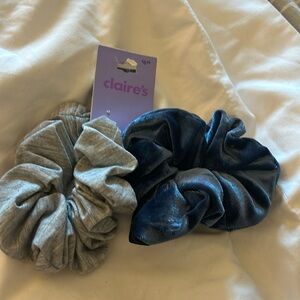 NWT Claire’s hair scrunchies 2 pk.